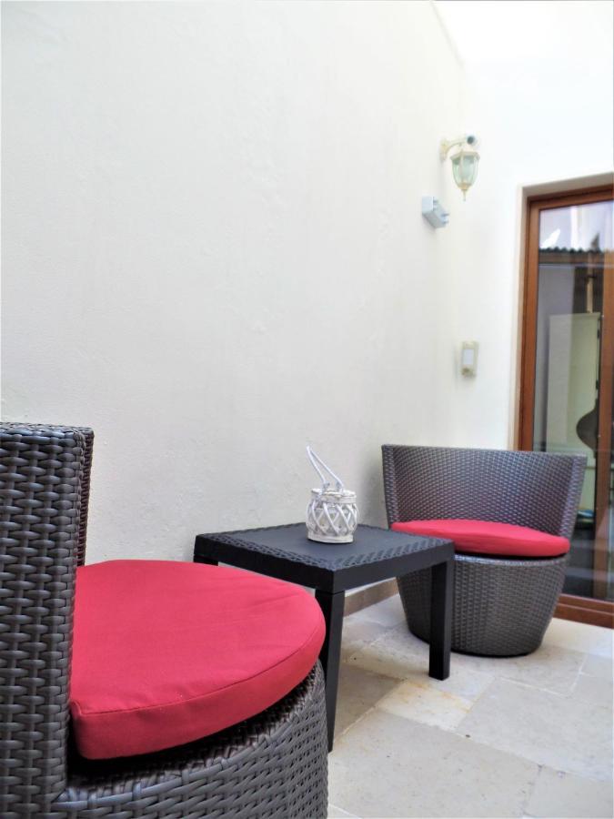 Regina Viarum Apartment, Historic City Centre Brindisi Exterior foto
